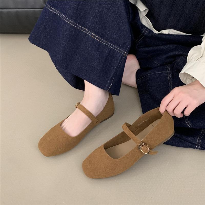 French temperament shallow mouth square head Mary Jane single shoes women's 2025 new Korean version flat bottom one word buckle belt grandma shoes