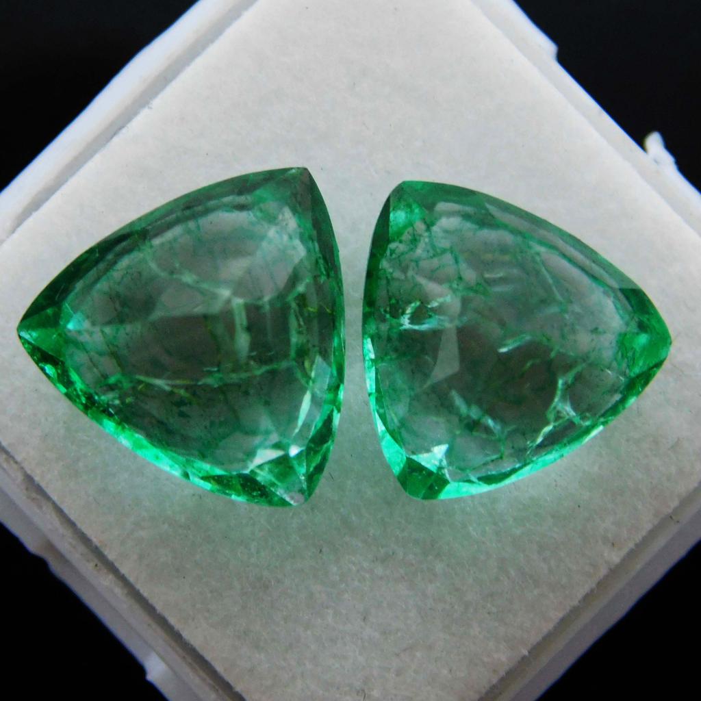 13 Ct Natural Untreated Green Colombian Emerald Certified Loose Gemstone A-2510
