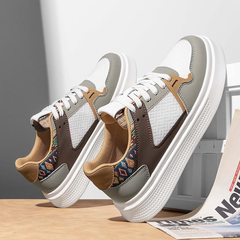 

Men s shoes 2025 new summer breathable one-pedal sports board shoes soft-soled casual leather shoes thin versatile little white shoes 44