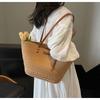 Literary Straw Woven Bag New Large-capacity Woven Tote Bag Portable Holiday Wind Beach Bag Women