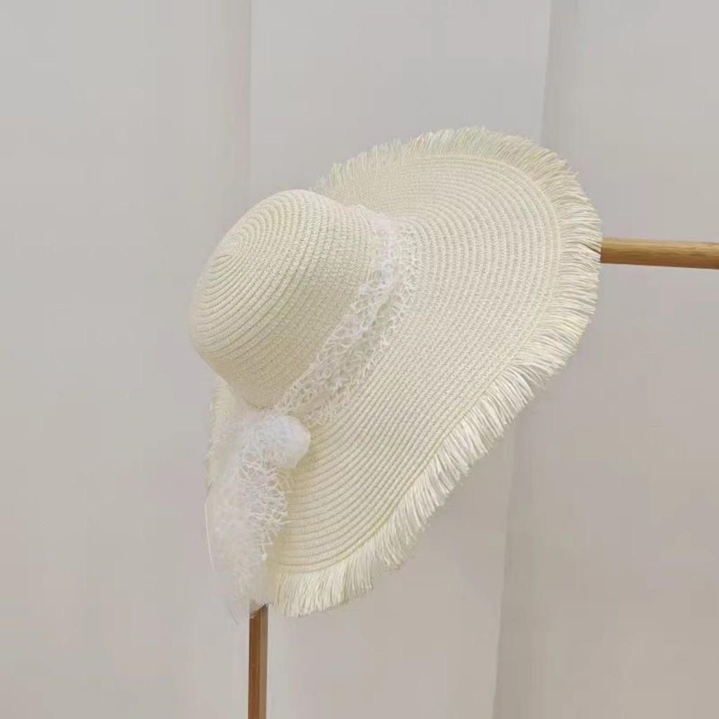 Summer Straw Hat With Wide Brim And Lace Edge For Sun Protection And Travel