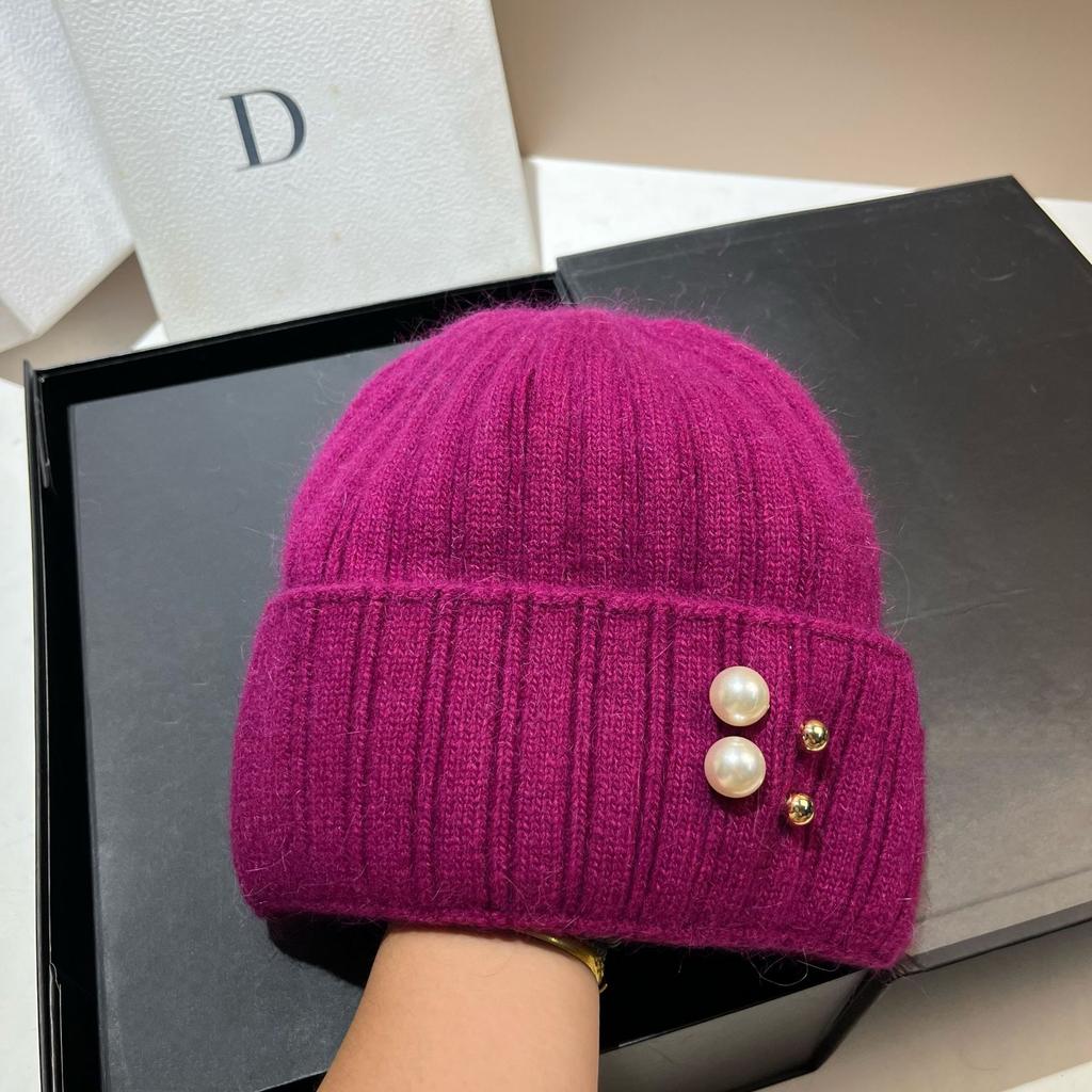 Winter Xiaoxiangfeng Pearl Rabbit Hair Knitted Hat Women'S Nordic Cold Warm Wool Pullover Cold Hat Tide