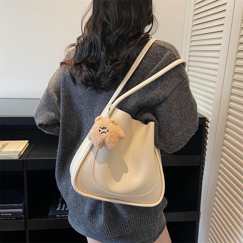 Bag women's texture solid color splicing PU simple retro largecapacity commuting portable shoulder bag underarm tote bag