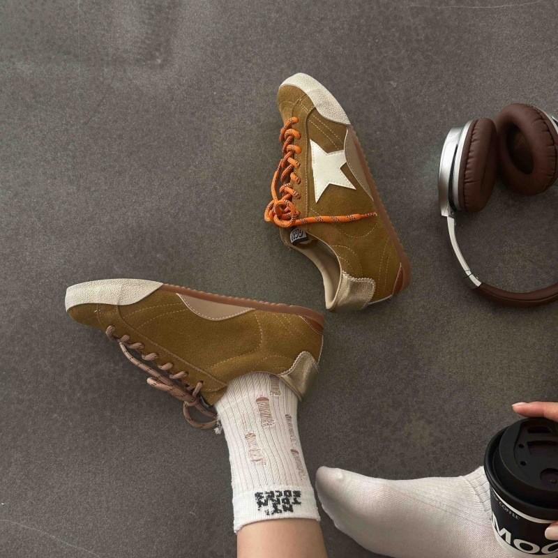 Leather retro German training shoes women's 2025 new versatile small dirty shoes lace-up flat casual sports board shoes women