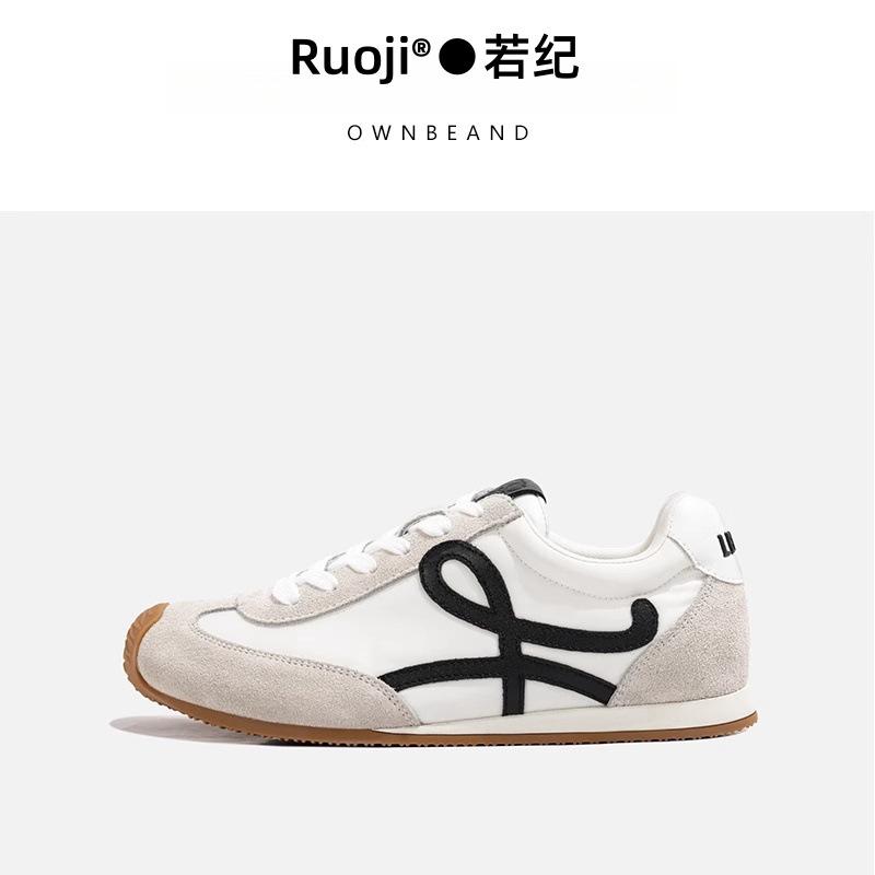 Asymmetrical large toe lace-up casual sneakers women's shoes
