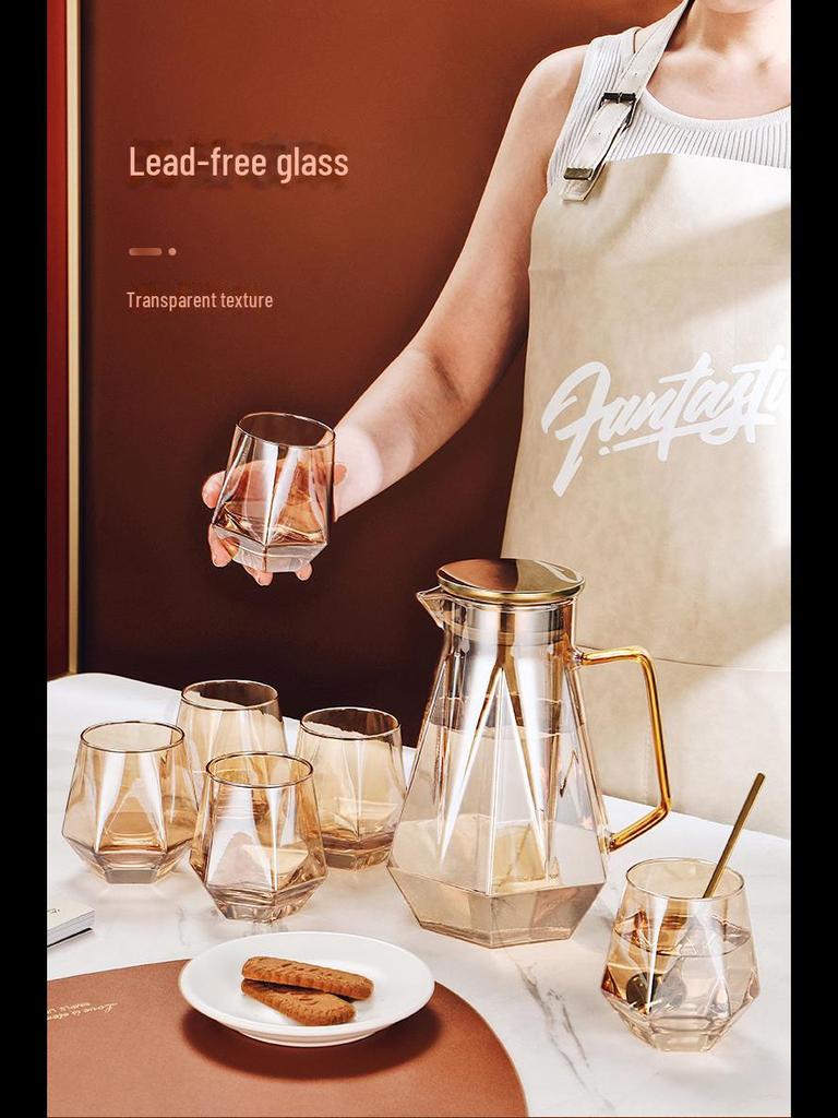 Set cadou cu apă din pahar: Fierbător, cești și ceașcă de ceai pentru casă și sufragerie