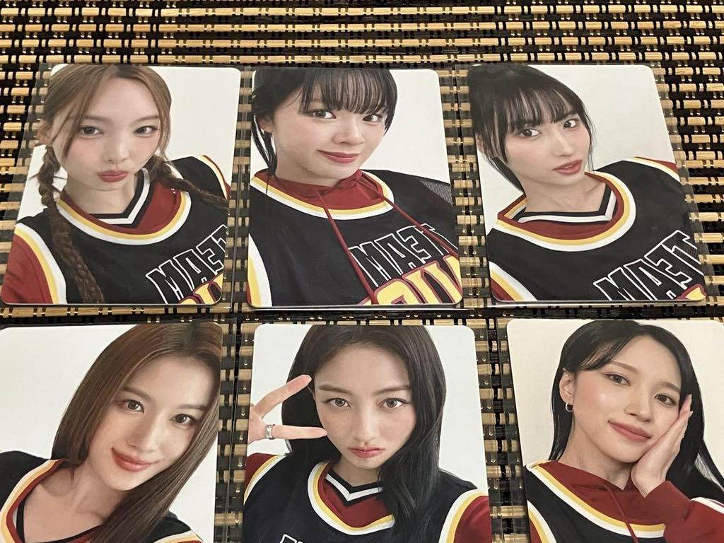 [USED] TWICE READY TO BE SPECIAL purchase bonus trading card
