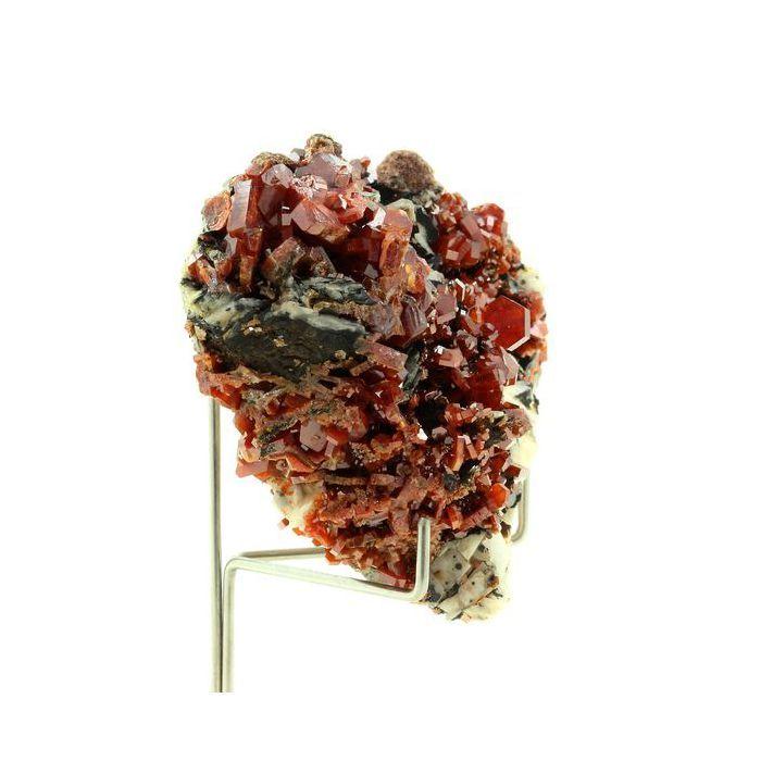 Pierres et Minéraux. Vanadinite. 1060.0 ct. Mibladen, Maroc.