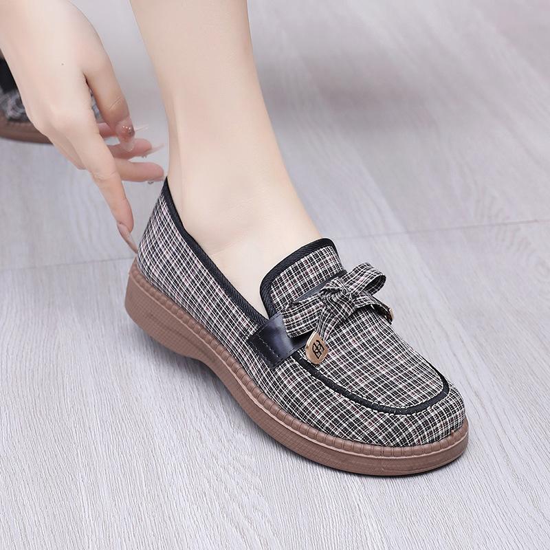 New women's breathable soft-soled old Beijing cloth shoes casual fashion versatile single shoes flat sole light and comfortable Doudou shoes