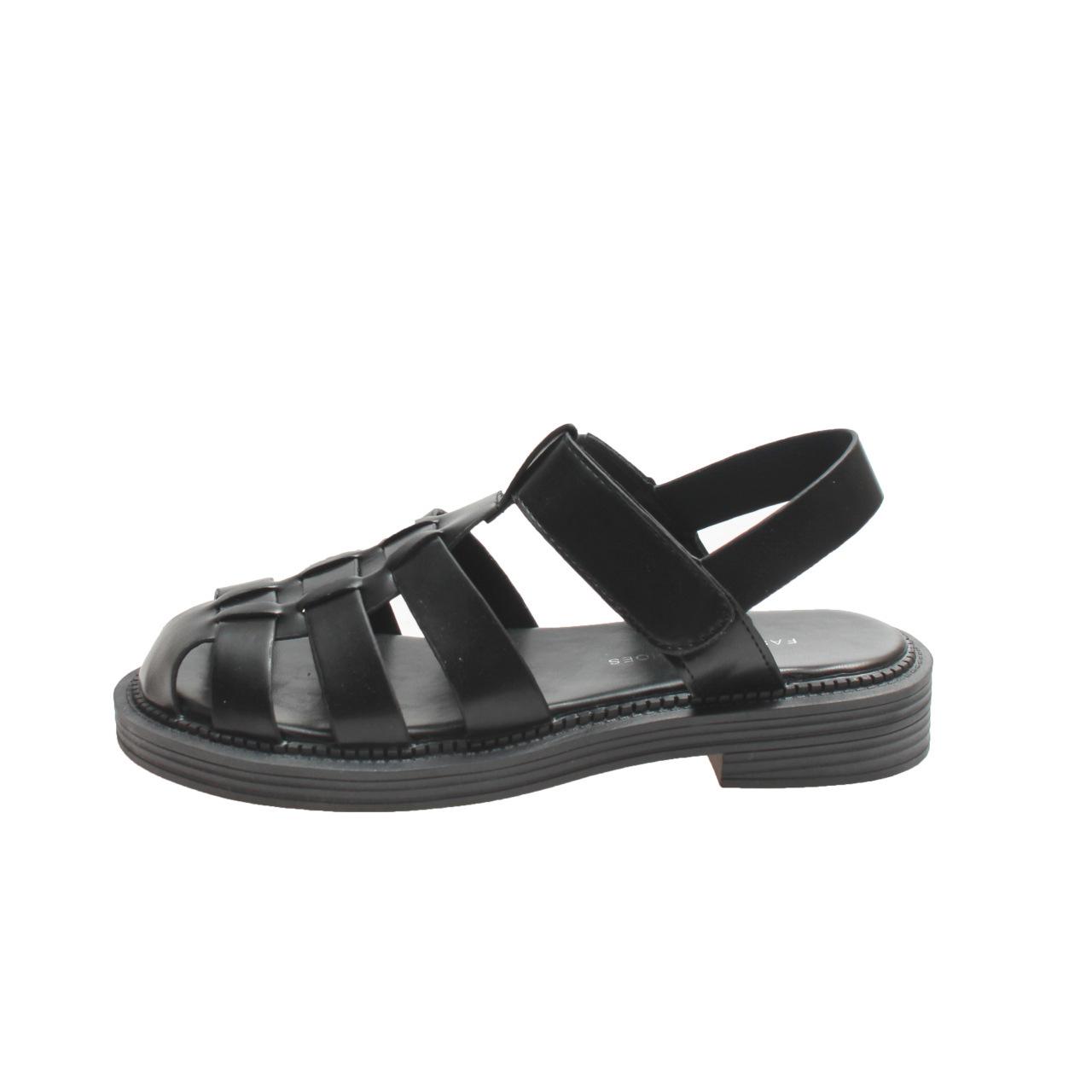 

Модные однотонные ретро-римские туфли 2024 года, летние корейские сандалии для студентов с мягкой подошвой и плоским носком, женские 39 чёрный