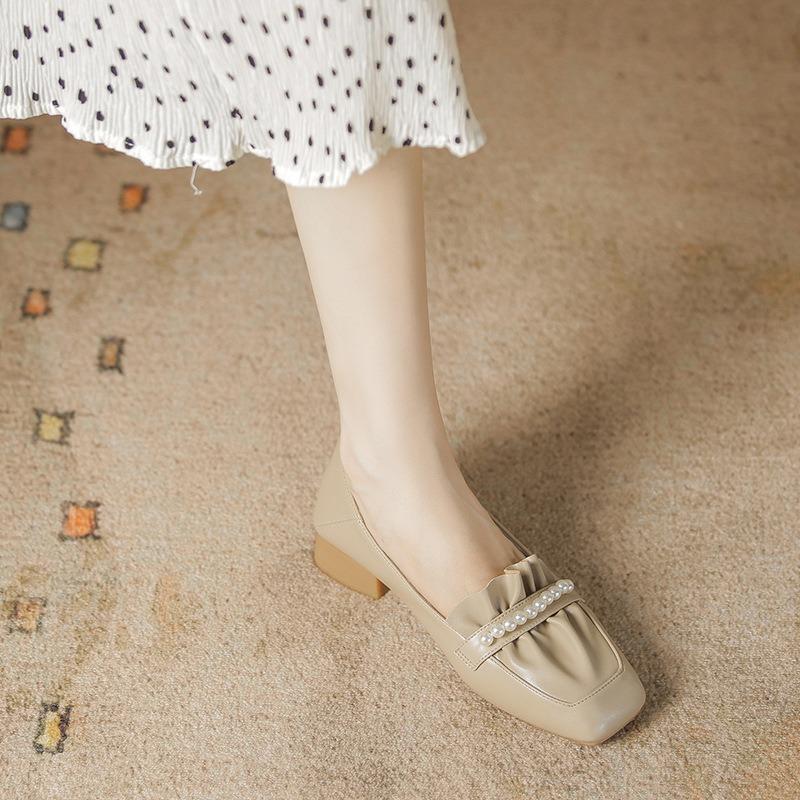 Shallow Thick Heel Single Shoes Women's Autumn and Summer New Pearl Pleated Shoes Women's Soft Leather Gentle Single Shoes Women