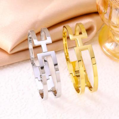 Korean Minimalist Titanium Steel Bracelet with Letter H Design