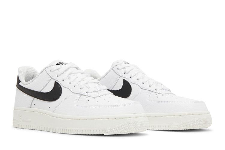Nike Wmns Air Force 1 '07 'White Black'