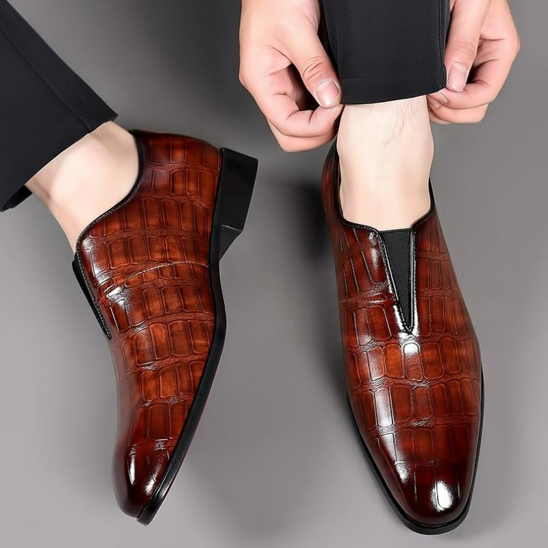 Men Dress Shoes Business Leather Shoes  Designer Breathable Loafers Fashion Wedding Party Shoes Slip on Plus Size Oxfords