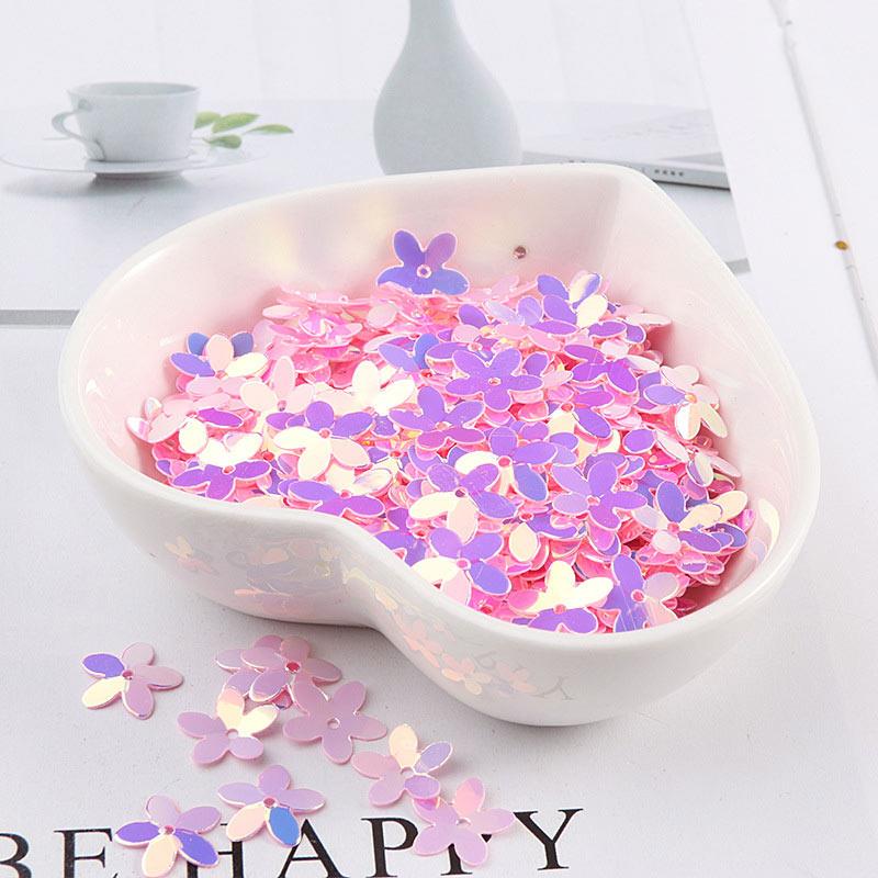 

350 штук 10 мм п’ятипелюсткової квітки з блискітками Плоскі полімерні намистини ПВХ блискітки Матеріали для шиття своїми руками 10