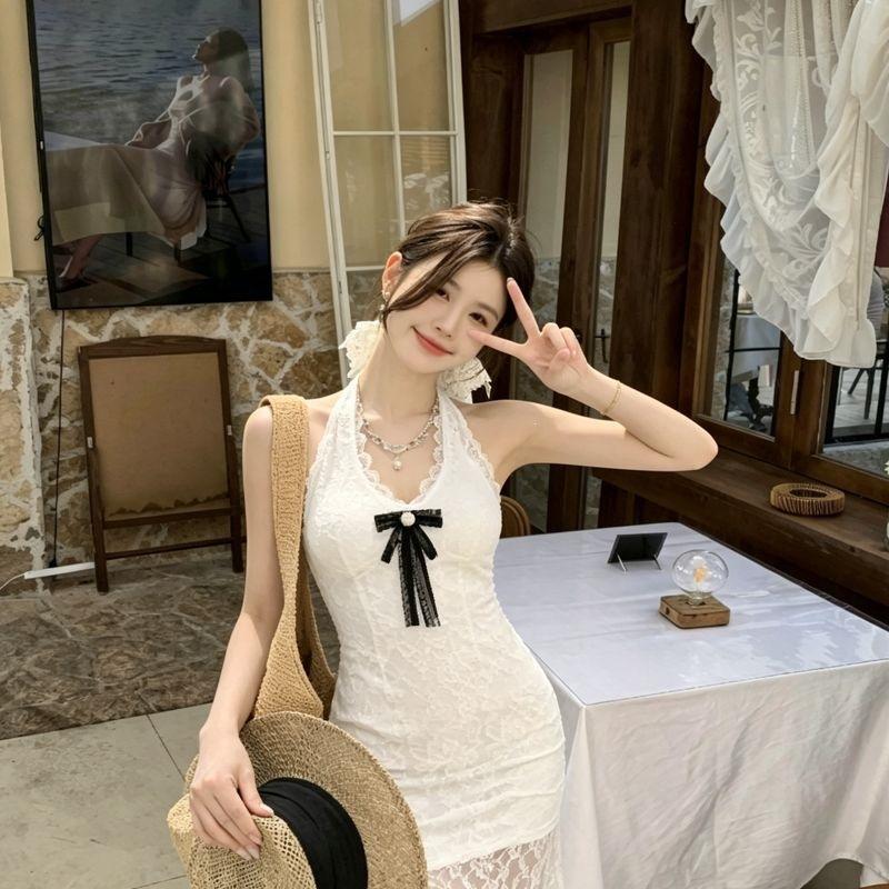 LC temperament gentle wind neck halter slim lace fishtail skirt women's spring and summer new sexy pure desire to close the waist