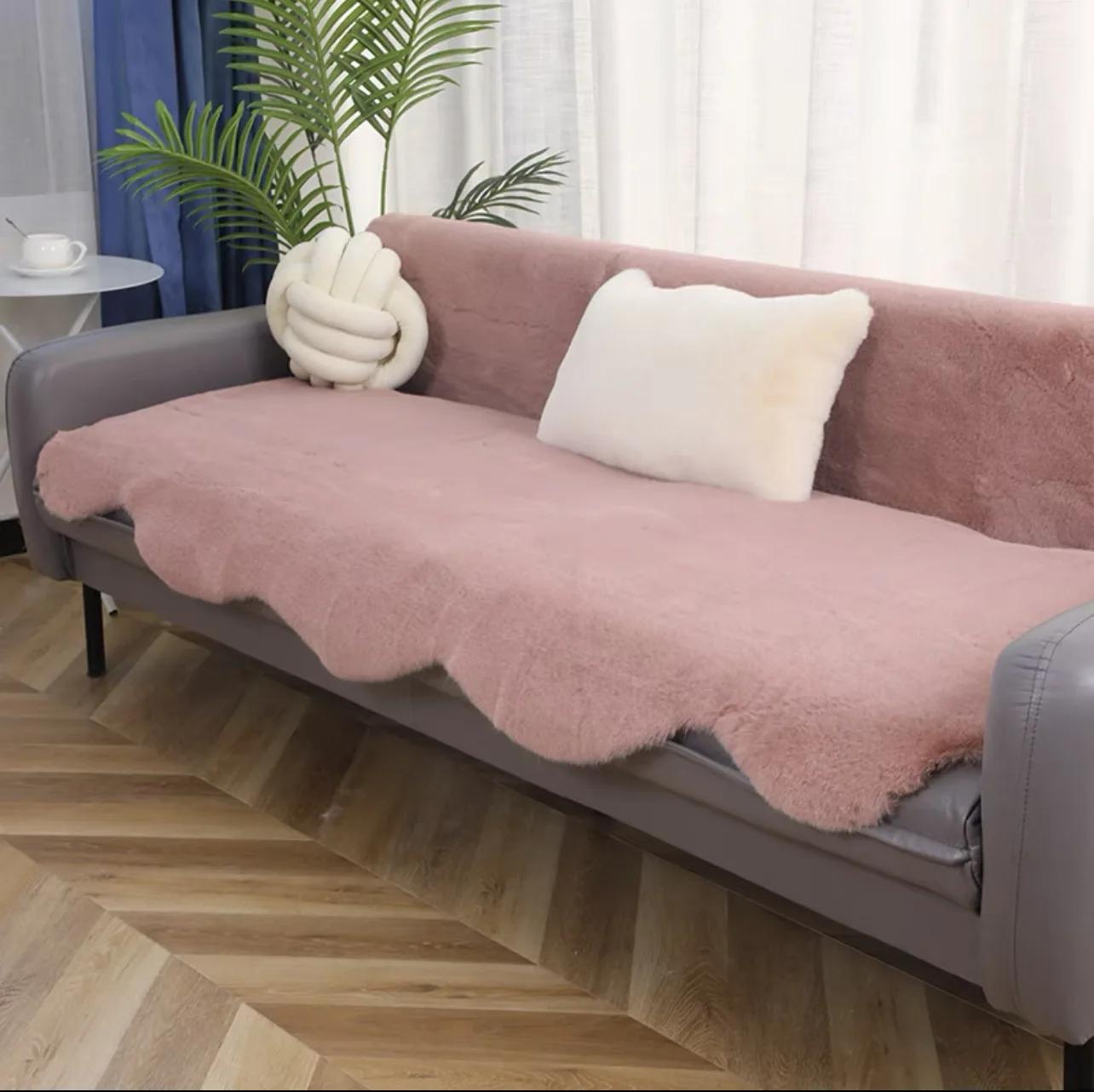 

1PC Faux Rabbit Plush Sofa Cushion Irregular Shape Soft Cozy Decorative Mat for Bedroom Living Room Easy Clean Home Decor рожевий