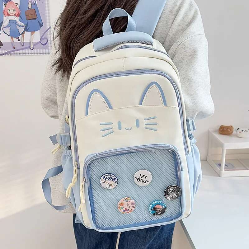 Zaino Gatto Kawaii Ita Bag Grande Capacità Zaino Scolastico in Nylon con Tasca Trasparente per Pin Zaino Anime Carino per Ragazze