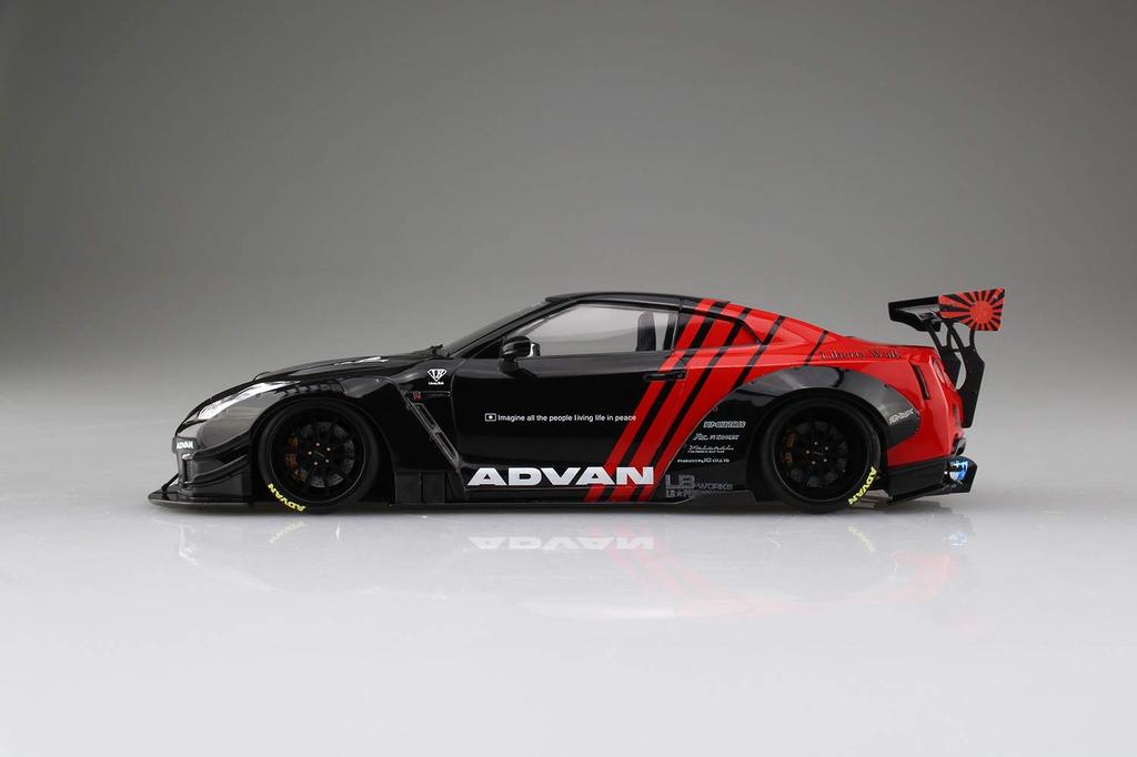 AOSHIMA Liberty Walk Series LB Works R35 Type 2 Plastic Model 1/24 No.13 GT-R Ver.2