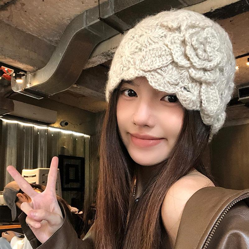 Hollow Flower Bag Hat Women's Autumn and Winter Versatile Face Small Cold Hat Cold Warm Wool Hat