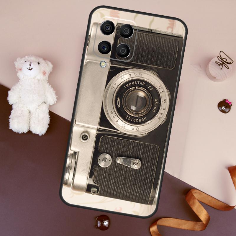 

Retro Camera Vintage Case For Samsung Galaxy M13 M54 M34 M14 M56 M36 M16 M31 M11 M53 M12 M32 M52 M35 M55 M15 M06 Samsung M21