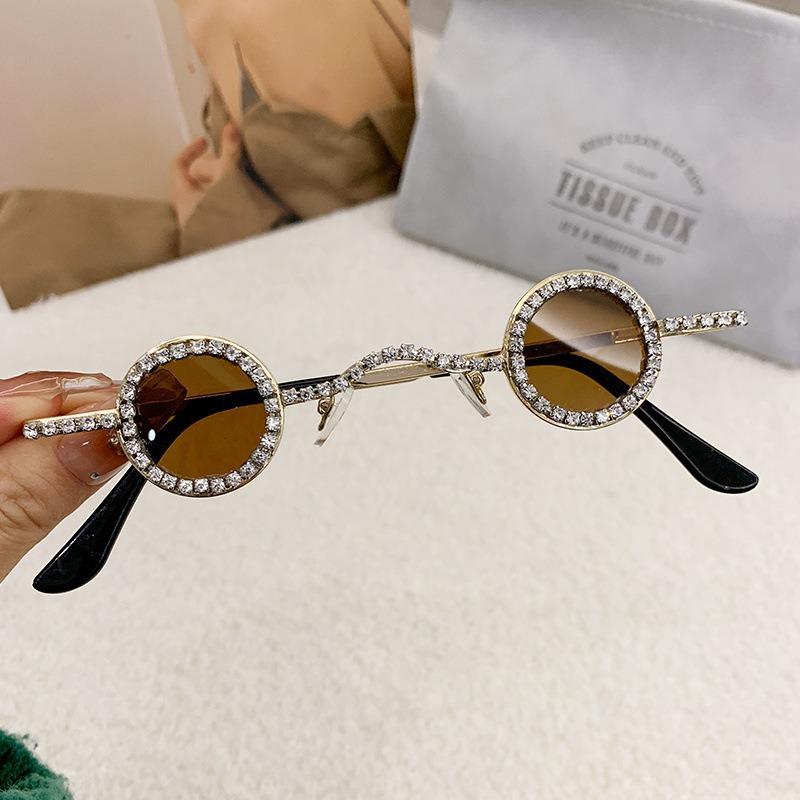 Luxury Shine Rhinestone Sunglasses Small Design Decoration Women Shades Retro Round Metal Sun Glasses for Travelling