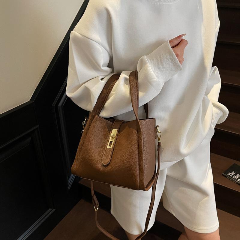 Small Bag Women's New Fashion Casual Versatile Shoulder Bag Messenger Bag