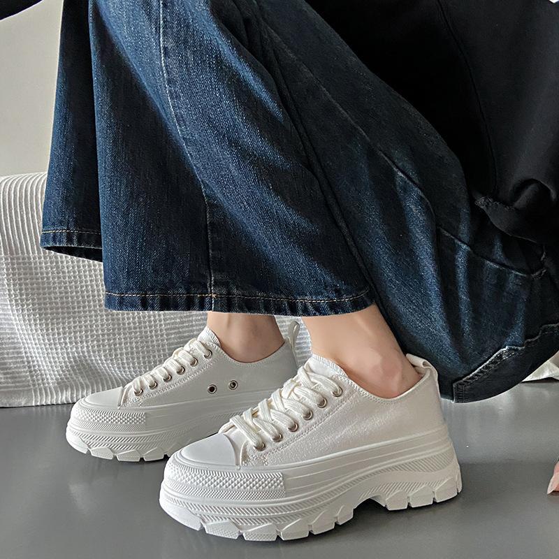 Scarpe da tela Donna Primavera Nuove Traspiranti Scarpe da Skate per Studenti Scarpe Casual Rialzanti