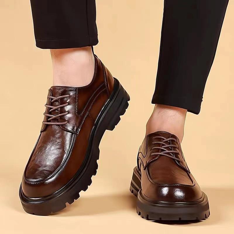 

Новая мужская деловая повседневная обувь, туфли жениха на толстой подошве, увеличивающие рост 44 коричневый