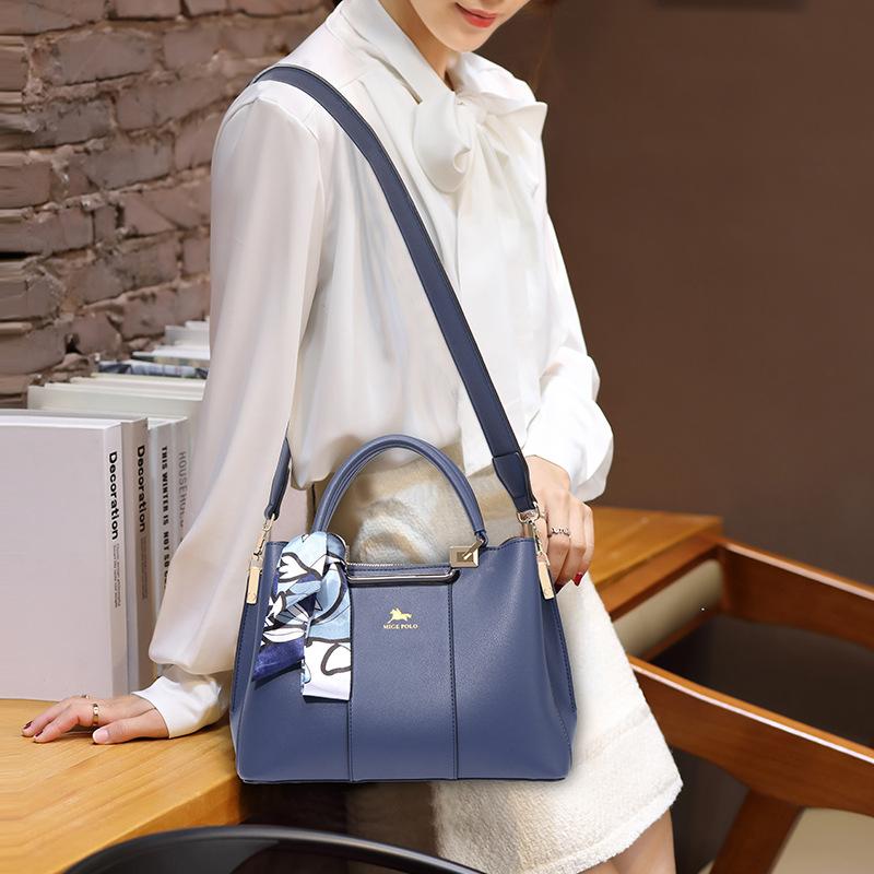 Shoulder Bag Women's Large-capacity Mother Handbag Leather Fashion Tote Bag Banquet Business Leisure Messenger Bag