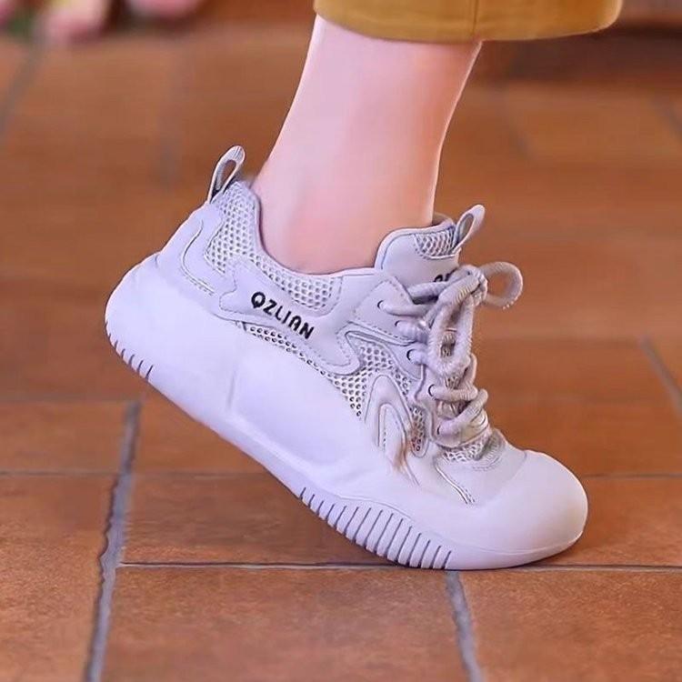 Mesh Thick Soled Breathable Sneakers Girls Soft Soles Lightweight Running Shoes
