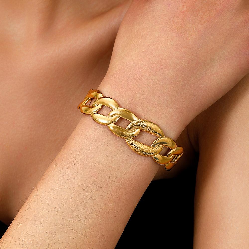 Fashion chain shape gold-plated stainless steel bracelet, waterproof, rust-free heavy metal women's jewelry, couple bracelets