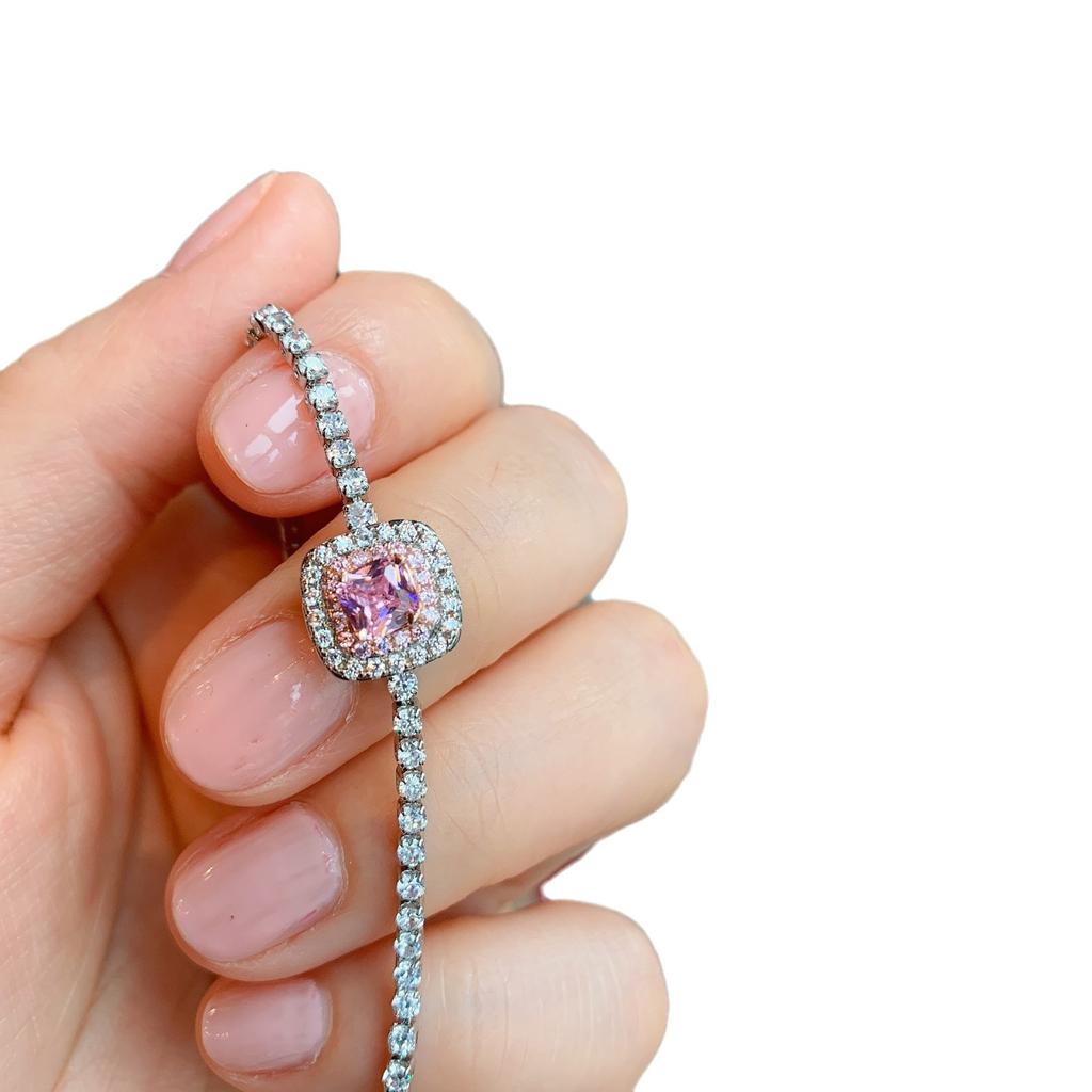 Xiaohongshu small sugar cube ring, flash zircon S111 silver needle pink diamond stud earrings, bracelet, ring accessories, women's models.