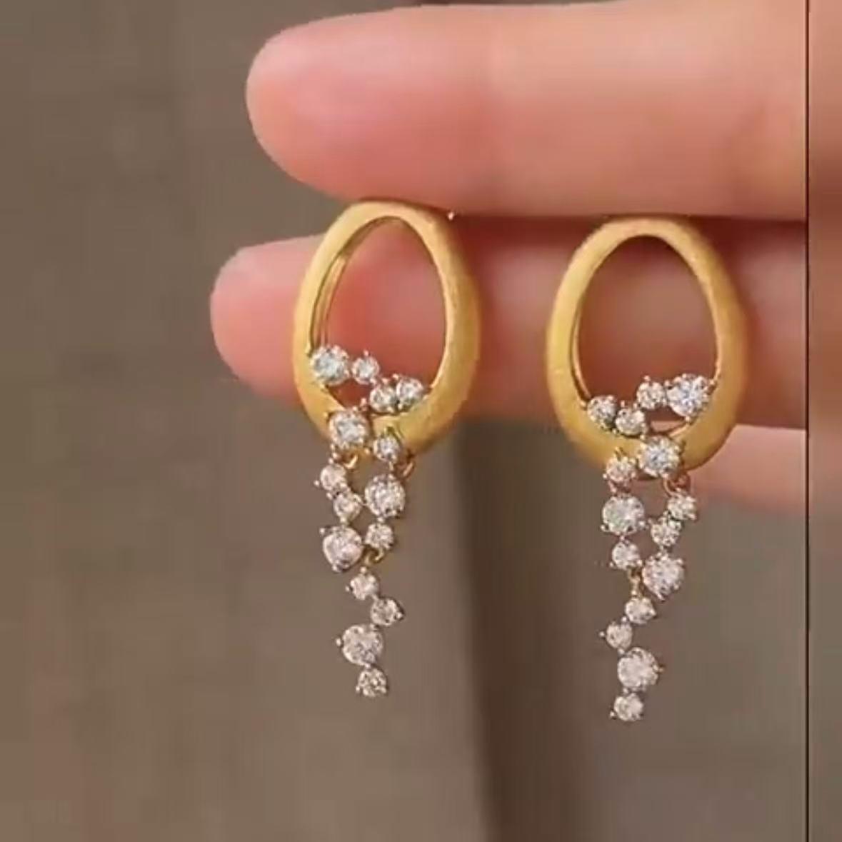 Minimalist Silver Needle Diamond Tassel Earrings: Exquisite, Fashionable, Versatile High-End Studs.
