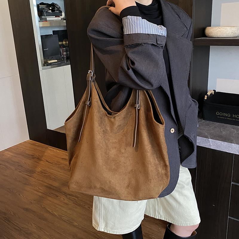 Women's Large Capacity Suede Shoulder Tote Bag Retro Casual Daily Work Travel Hobo Bags 2026 New Luxury Fashion Handbags