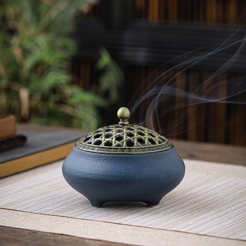 Celadon Ceramic Incense Burner - Antique Style, Small Size, Ice Crack Kiln, Sandalwood Incense Holder.