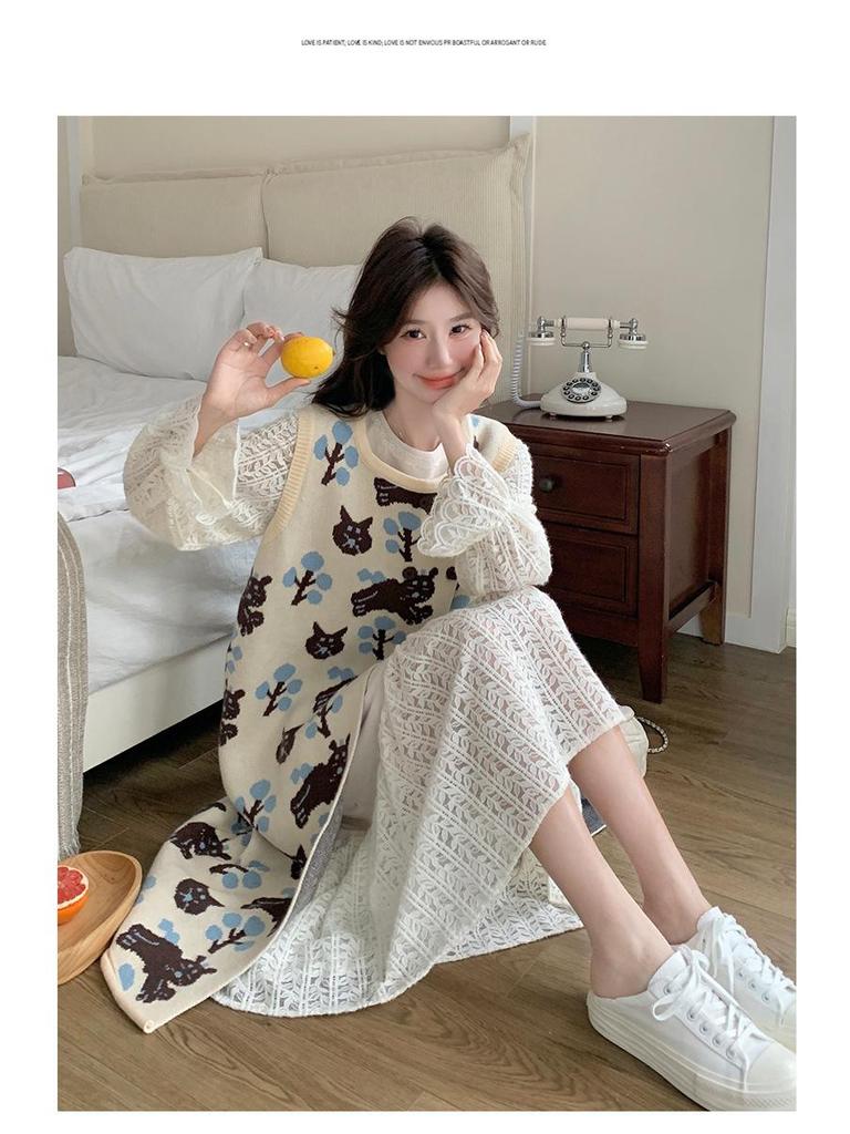 2025 Trendy French Printed Vest & Hollow Long Skirt Set: Sweet, Gentle Two-Piece Dress Suit