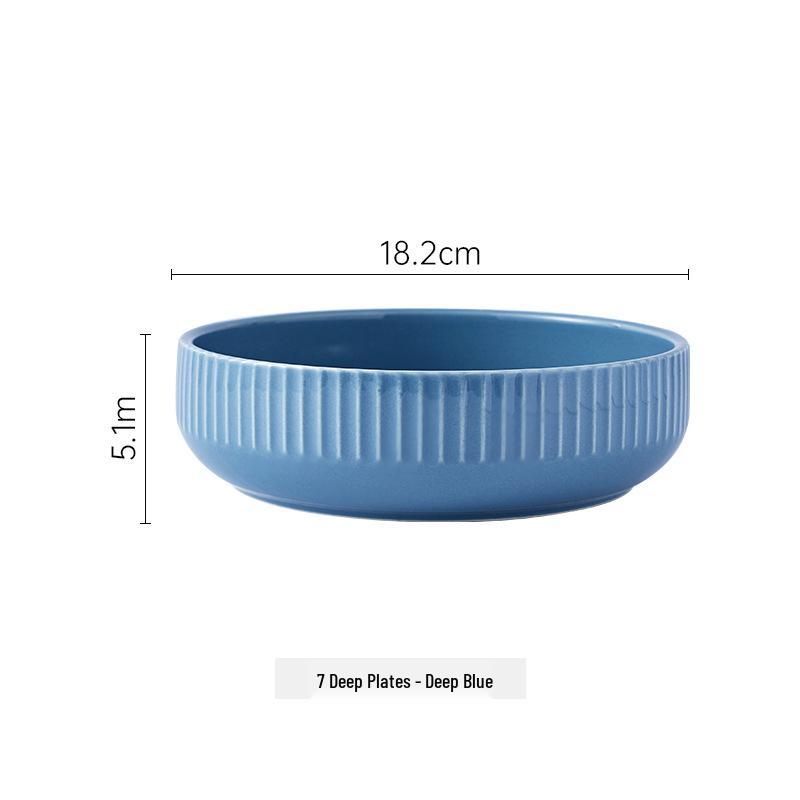 Retro Deep Ceramic Bowl for Soup, Pasta, or Fruit – Ideal for Home Dining Table and Western Cuisine.