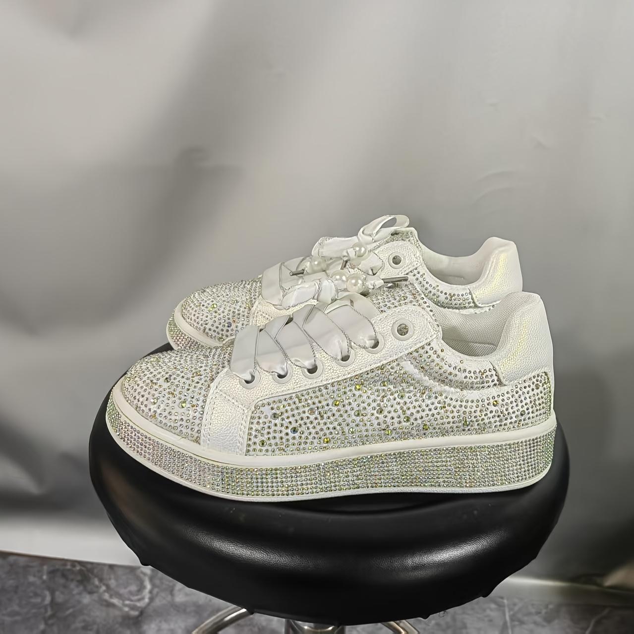 

Большой размер Туфельки из страз Дыхание младенца Повседневная женская обувь 2025 Весна Новое поступление Кроссовки на шнуровке Универсальные Модные Белые кроссовки 43 белый