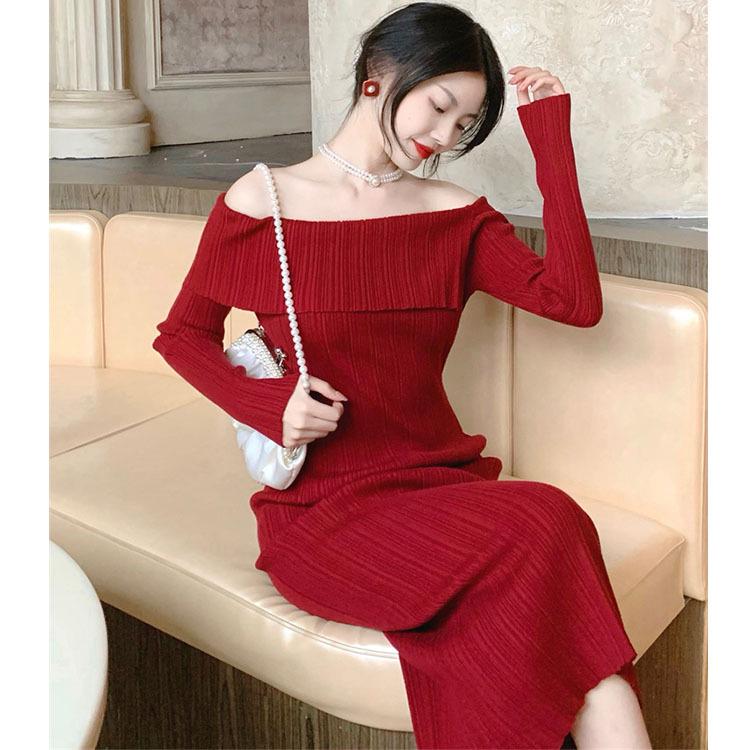 2025 Autumn/Winter Elegant One-Shoulder Retro Knit Maxi Dress M красный