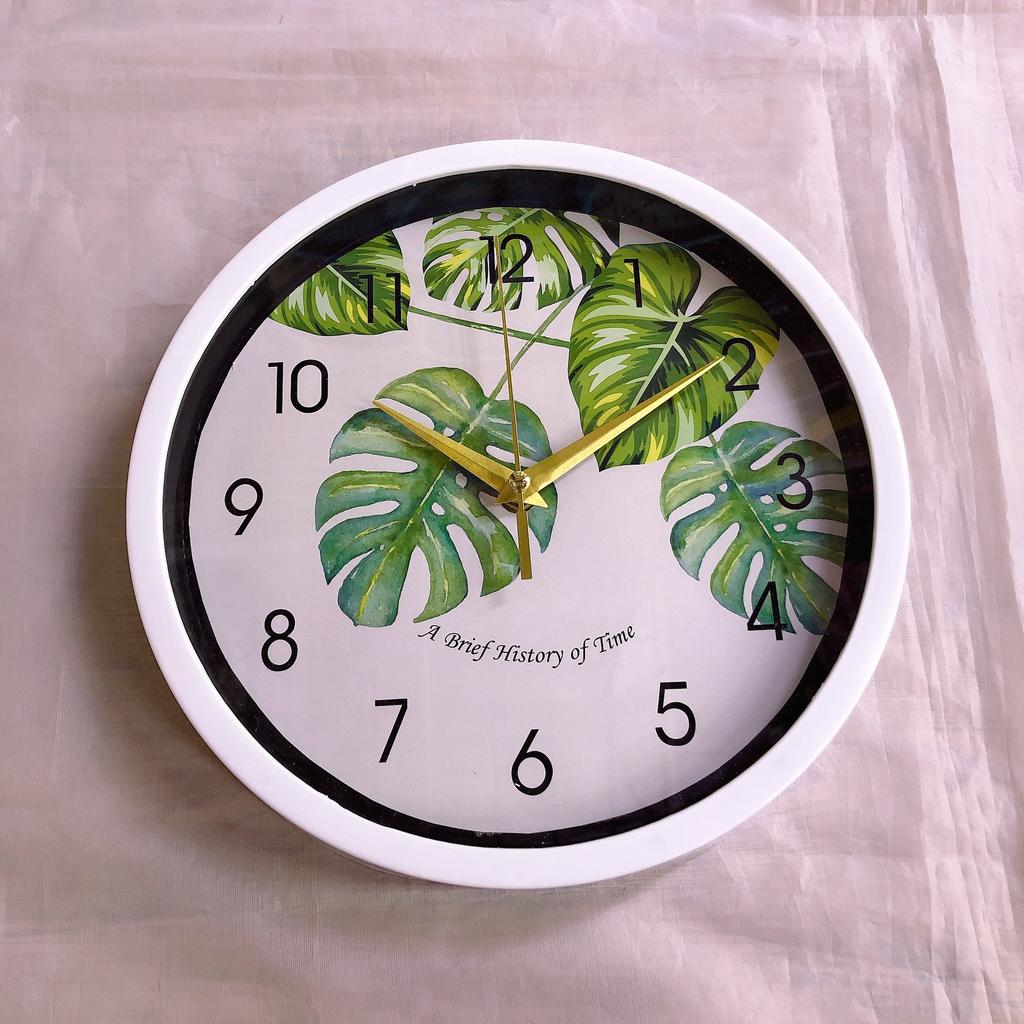 10-inch Nordic wall clock on living room wall decoration personalized creative clock simple European household clock 25cm