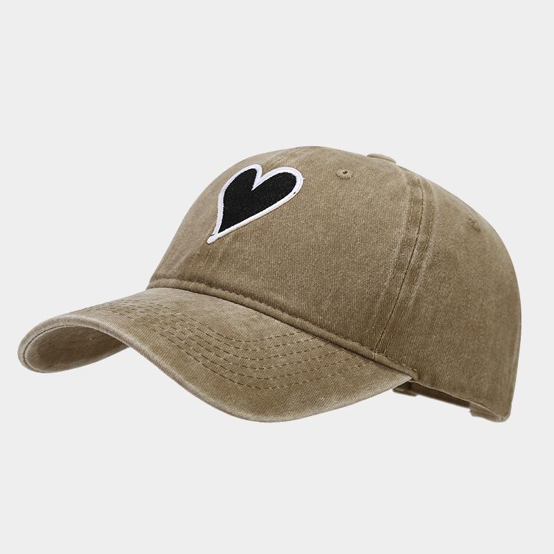 European and American Fashion Love Embroidery Label Baseball Cap Women Wash Old Cap Men Trend Personality Versatile Sun Hat