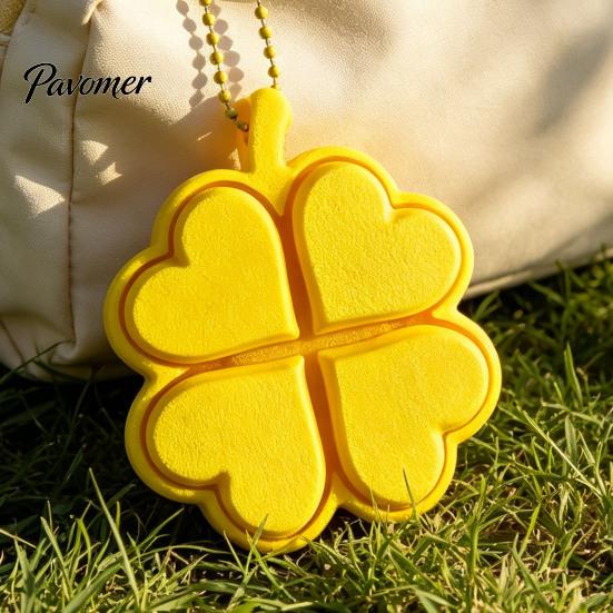 Backpack Hanging Ornament Four-Leaf Clover Clicker Keychain, 3D Printed Leaf Push Toy with Ball Accessory Chain, Stress Relief Finger Toy, Decorative