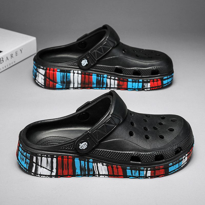 2025 Foreign Trade Large Size Hole Shoes Men's Outdoor Dual-purpose Beach Shoes Summer Outer Wear Bag Head Slippers Fashionable Cool Slippers