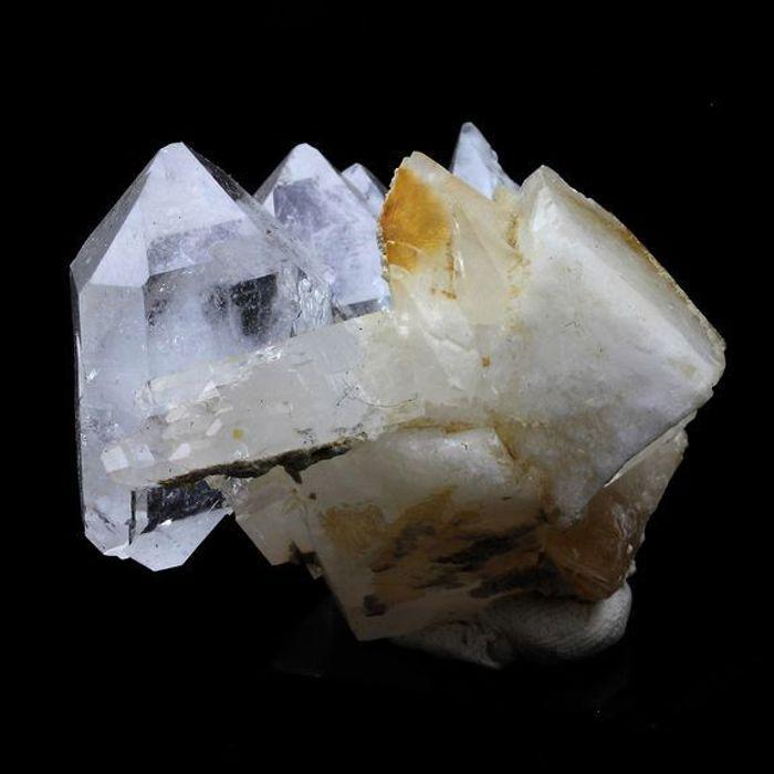 Pierres et Minéraux. Quartz à Ame + Calcite. 201.0 ct. Le Noirey, Saint-Jean-de-Maurienne, Savoie, France.