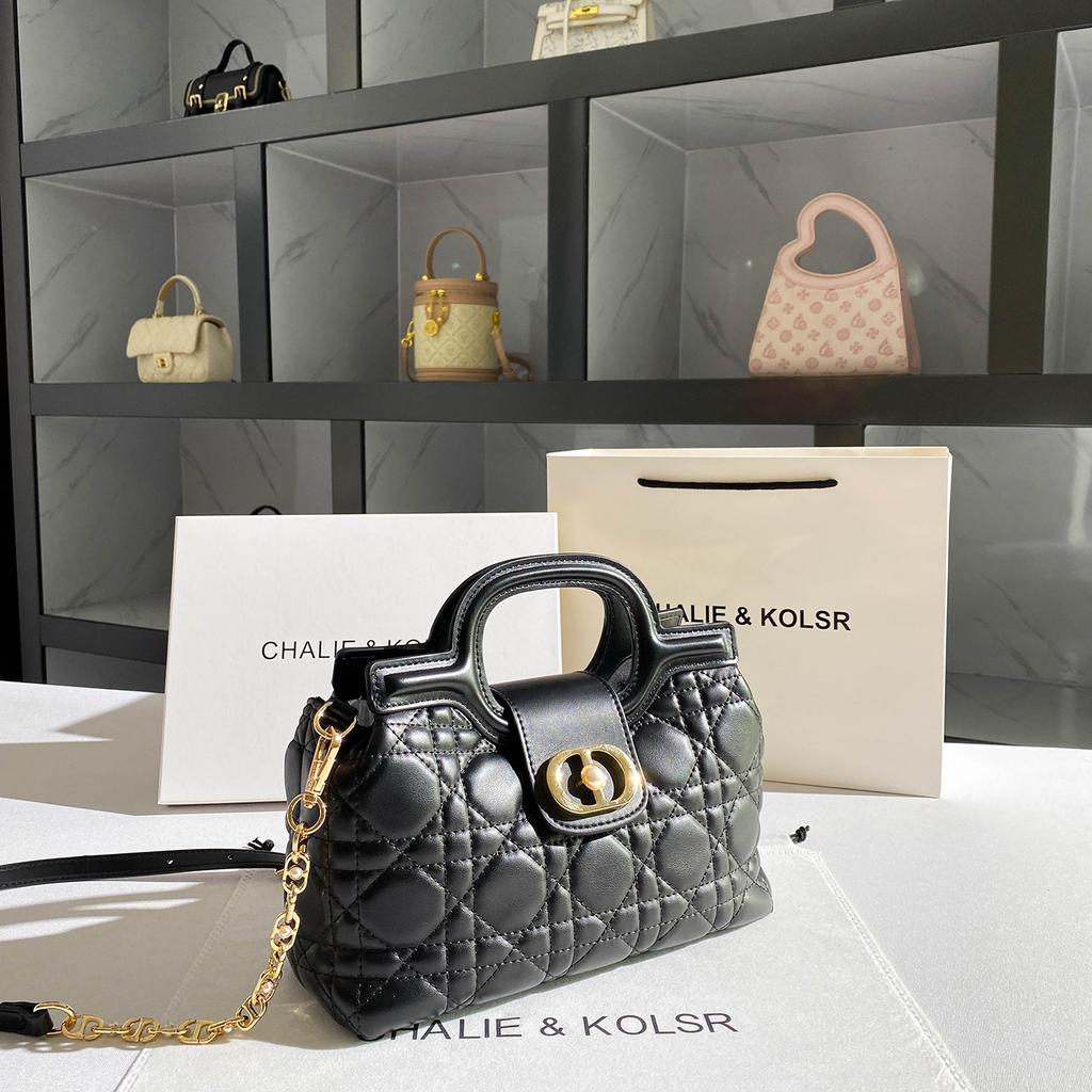 Borsa a mano Xiaoxiangfeng a griglia di diamanti Borsa a tracolla con catena di alta gamma Autunno e Inverno Nuova