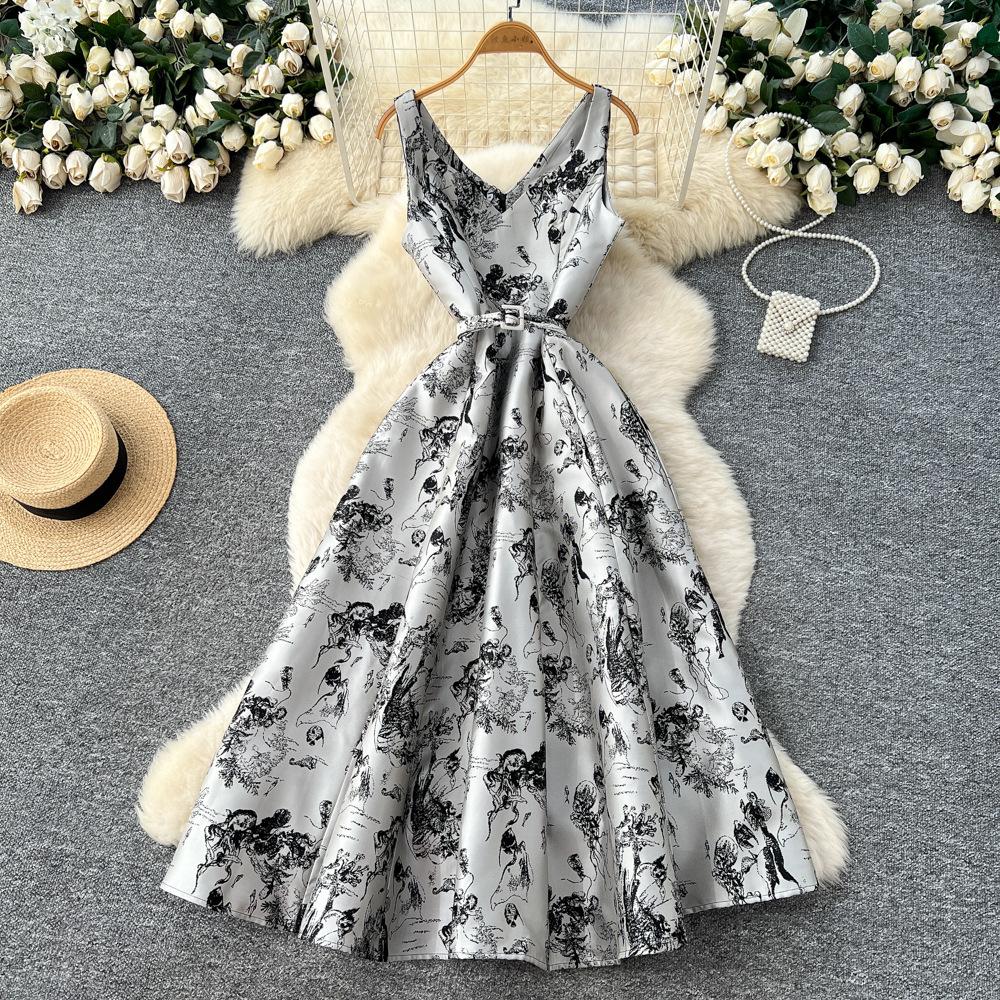French high-end elegant dress women's autumn straps waist and thin temperament V-neck jacquard big swing dress