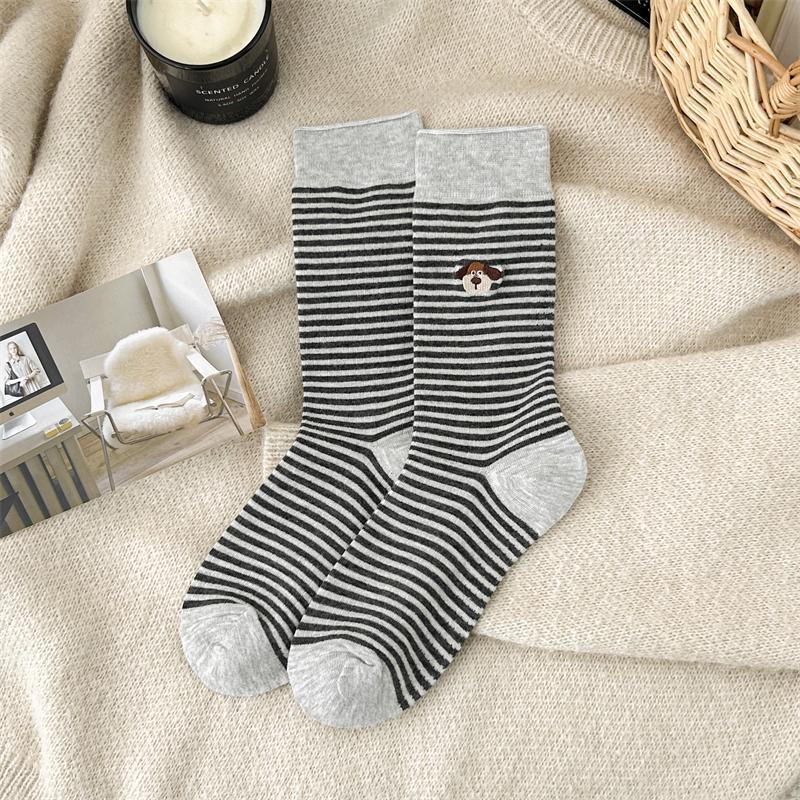 

Ladies Spring and Summer New Striped Embroidered Cute Cartoon Puppy School Style Socks 1 pair