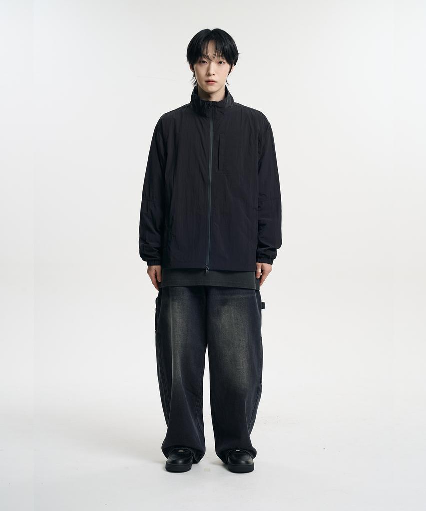 Moovn High-Neck Nylon Windbreaker Jacket Black