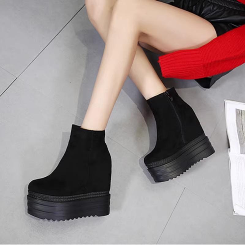 Style Women`s Boots Wedge Heel Platform